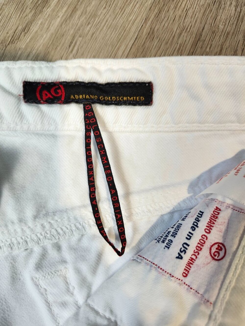 AG Adriano Goldschmied White Boyfriend Bermuda Shorts size 28 - Picture 6 of 11